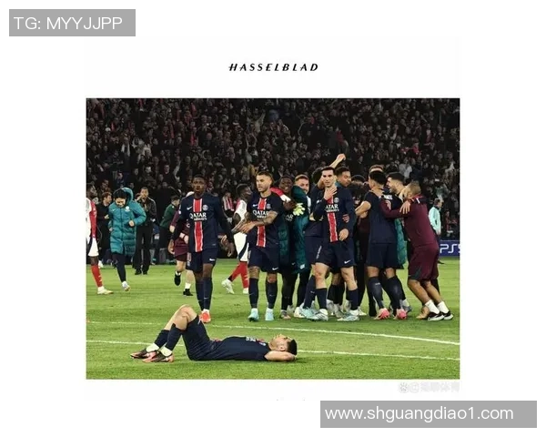 世界杯精彩对决巴萨与巴黎圣日耳曼战成平局神奇扑救引发全场欢呼