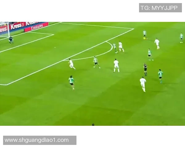 英超精彩对决皇马大胜尤文图斯帽子戏法点燃全场激情